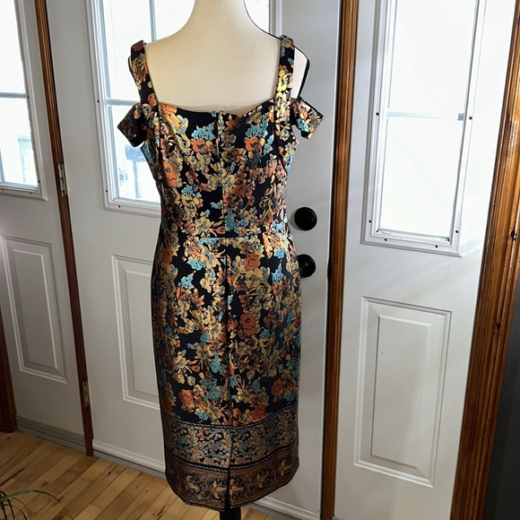 ECI New York Floral Foil Dress - Picture 2 of 8